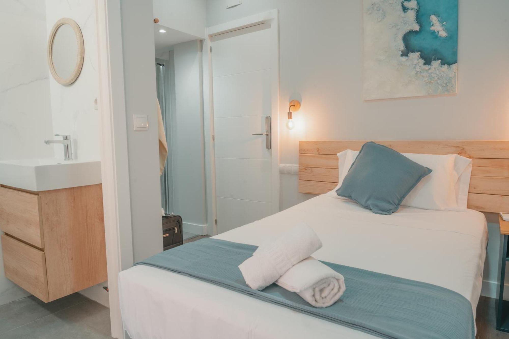 Ch Barco Hotell Madrid Exteriör bild